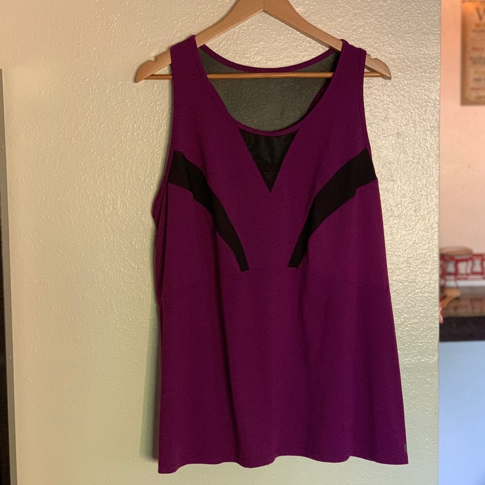 LIVI Active Plus Size Tank